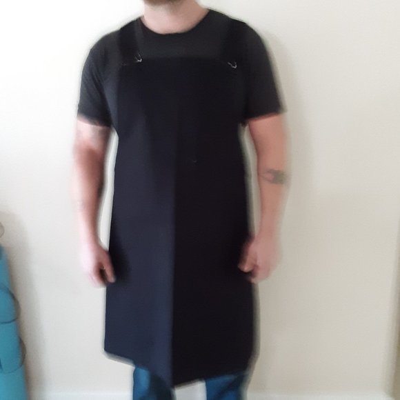 COPY - Cross Back Apron - Picture 4 of 4